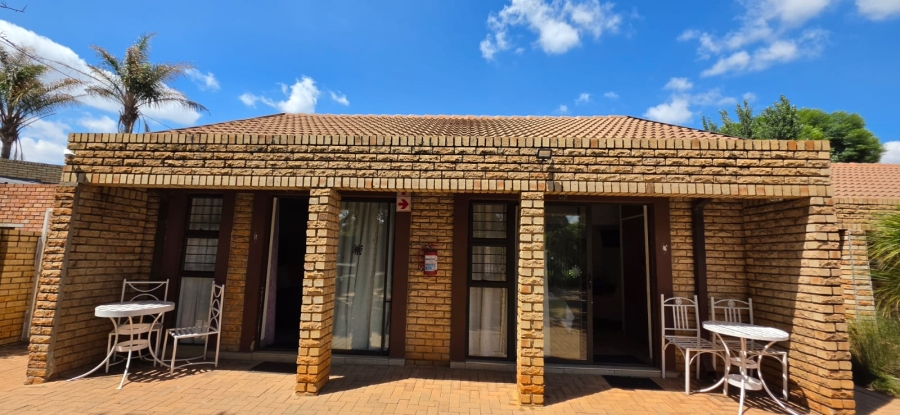 Commercial Property for Sale in Flamwood North West